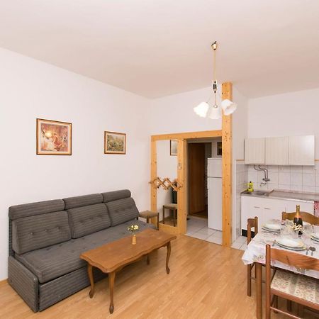 Apartments Amalija Vodice Ngoại thất bức ảnh