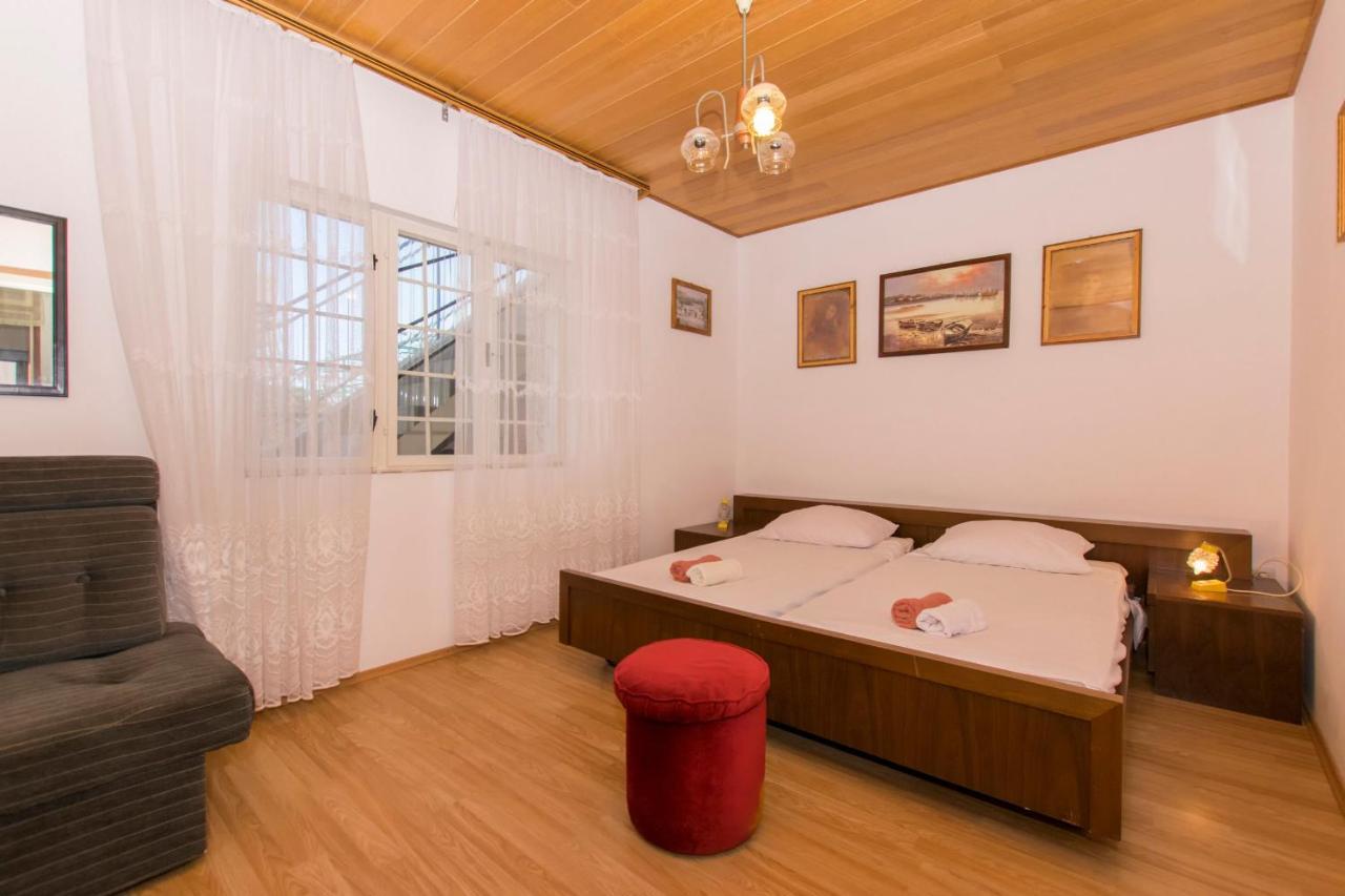Apartments Amalija Vodice Ngoại thất bức ảnh